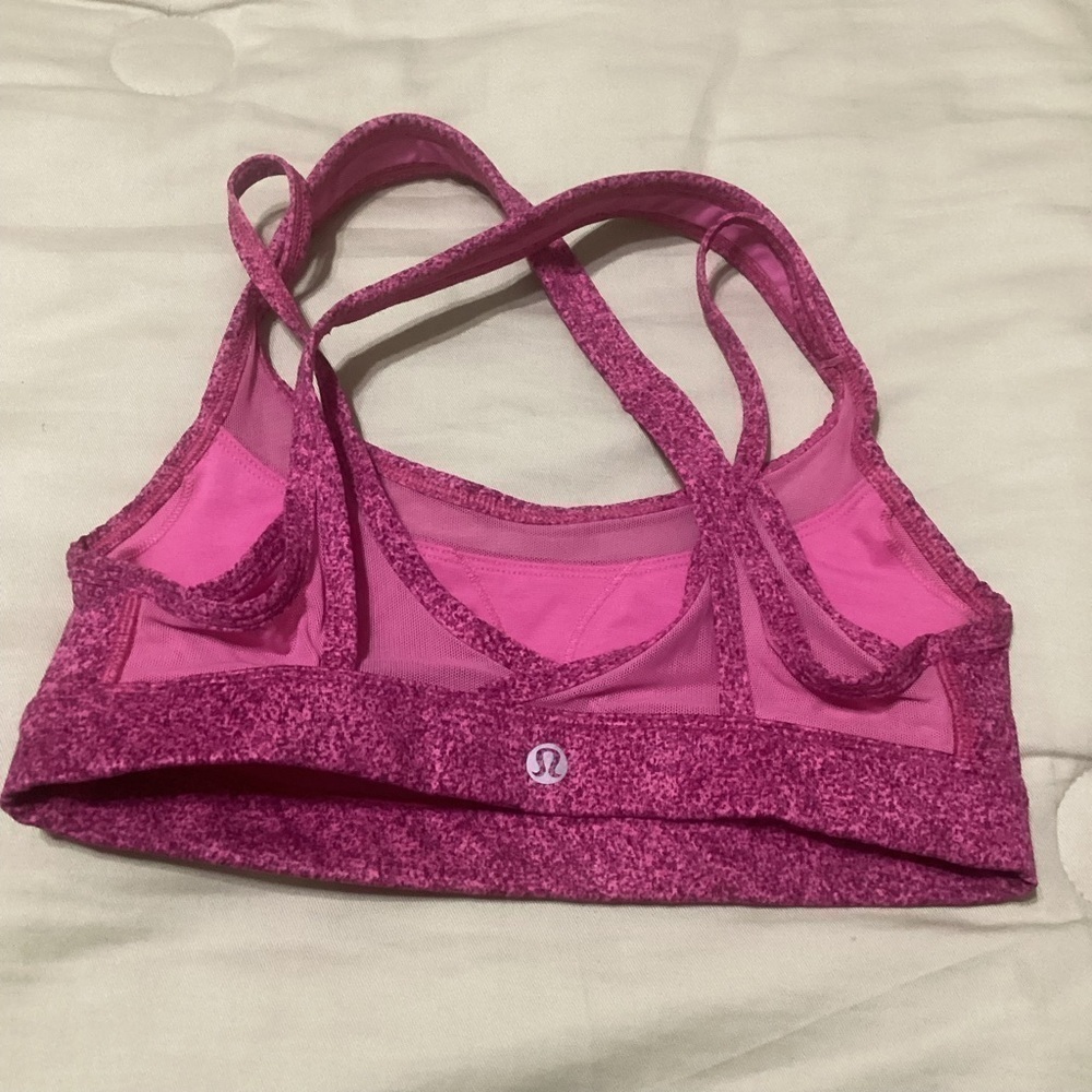 Lululemon Get Down Bra size 4
Rio Mist Pink Paradise Red Grape / Pink Paradise - Picture 7 of 9